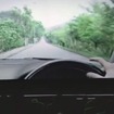 フォルクスワーゲンのCM『Eyes on the road』（道路を注視して）