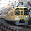 9000系をはじめとした西武の普通鋼車両は黄色い塗装を基本としている。