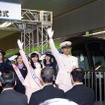 HKT48（7月18日、東京モノレール新型車出発式）