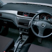 三菱自動車、ランサー を一部改良して発売