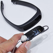 リストバンド型ウェアラブル端末とBluetoothヘッドセットの一人二役を実現した「TalkBand B1」