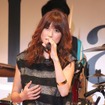「mama fes 2014 Autumn」に登場した妊娠8か月目のhitomi