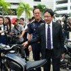 タイ当局、密輸「iPhone6」や高級車など押収