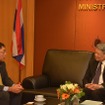 マツダの執行役員、タイ工業相と会談　タイ事業拡張に１２０億バーツ投資