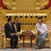 タイ軍政首相が初外遊、ミャンマー訪問