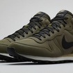 ナイキ　Internationalist MID