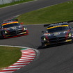 GAINERチームのメルセデス#10（向かって左）と#11（SUPER GT 第6戦 GT300クラス 決勝 鈴鹿サーキット）