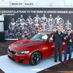 2014年のMoto GP チャンピオン、マルク・マルケス選手に贈呈されたBMW M4クーペ