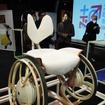 ヤマハのコンセプト電動アシスト車椅子『02GEN』（廣川玉枝バージョン）