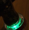 コカ・コーラデザインボトル＆LEDコースター　《撮影　椿山和雄》