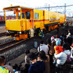 埼玉県久喜市の南栗橋車両管区で開催された「2014東武ファンフェスタ」。マルチプルタイタンパーも走った