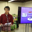 イベントでスピーチをするFR-S（日本名86）の多田チーフエンジニア