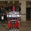 人間搭乗型二足歩行ロボット…ジョイスティック操作