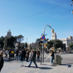 金曜日の午後は夕方前から週末気分でくつろぐバルセロナ市民で賑わっていた。写真はカタルーニャ広場にて撮影