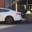 テスラ モデルSの駐車違反チケット回避モード
