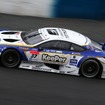 GT500ポールの#37 RC F。