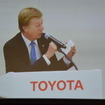 東京会場に中継されたトヨタ自動車ディディエ・ルロワ副社長の懇談会映像