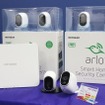 ネットギアジャパンの製品発表会で展示されていた「arlo」。2014年11月にアメリカで発売された製品で、満を持して日本に上陸した形だ（撮影：編集部）