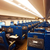 日曜日の朝8時台に東京を発った「こだま639号」N700系車内。公衆無線LANも利用できる