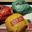 マクドナルドが10月26日から発売する新作3品「エッグチーズバーガー」「バーベキューポークバーガー」「ハムレタスバーガー」