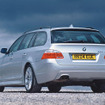BMW5シリーズの旗艦モデル、550i にツーリングを発売