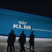 KLMオランダ航空、ドリームライナー初号機のアンボクシング・ムービーを公開（1）