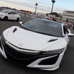 ファンの前で初走行を披露した新『NSX』市販モデル