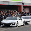 ファンの前で初走行を披露した新『NSX』市販モデル