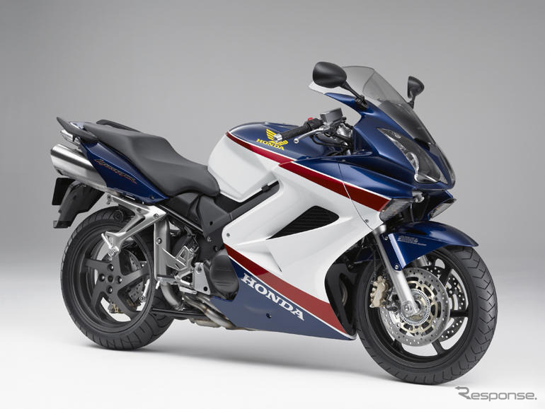 ホンダ VFR に限定車…V45インターセプターをイメージ