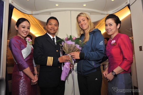 タイ国際航空、全豪オープン女子チャンピオンを歓迎…バンコク経由でドイツへ