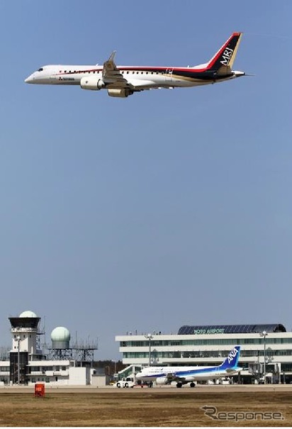 能登空港上空で