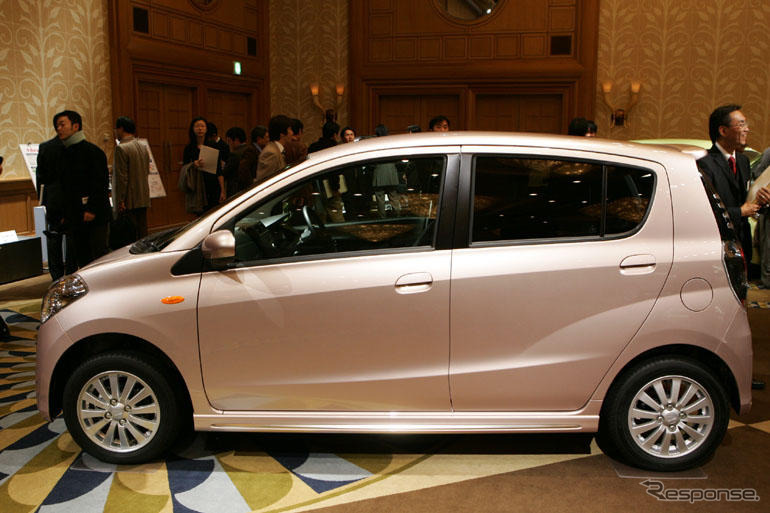 【新聞ウォッチ】軽35年ぶり首位交代へ 鈴木会長「台数の追求意味ない」