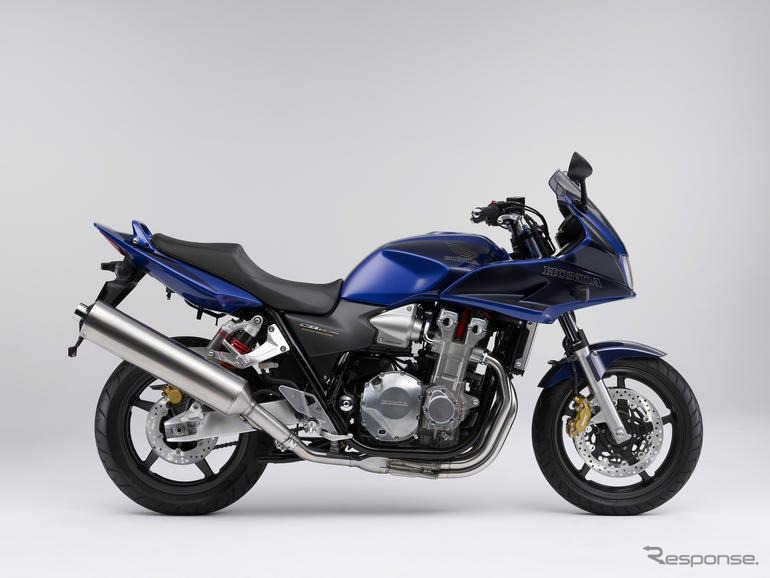 ホンダ Cb1300スーパーボルドール のカラーリングを変更 レスポンス Response Jp ホンダ Cb1300スーパーボルドール のカラーリングを変更 レスポンス Response Jp