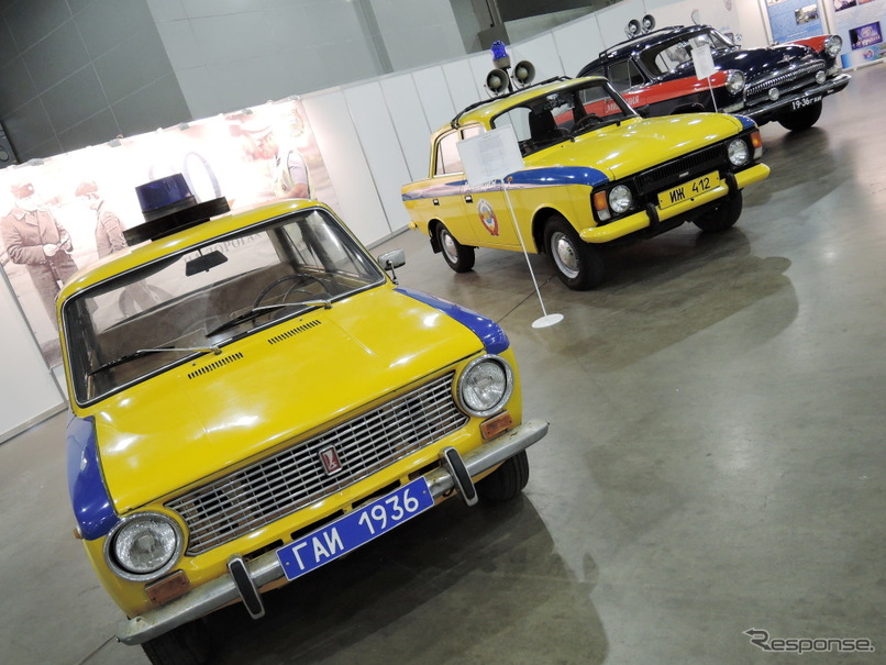 モスクワモーターショー16 ロシア交通警察が歴代のパトカーを展示 レスポンス Response Jp
