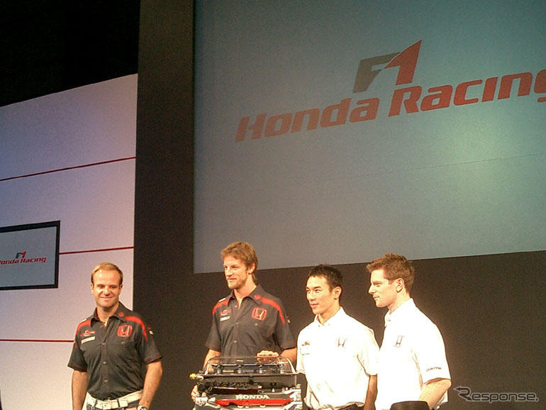 【スーパーアグリF1】開幕直前会見…SA07 の開発が遅れ気味