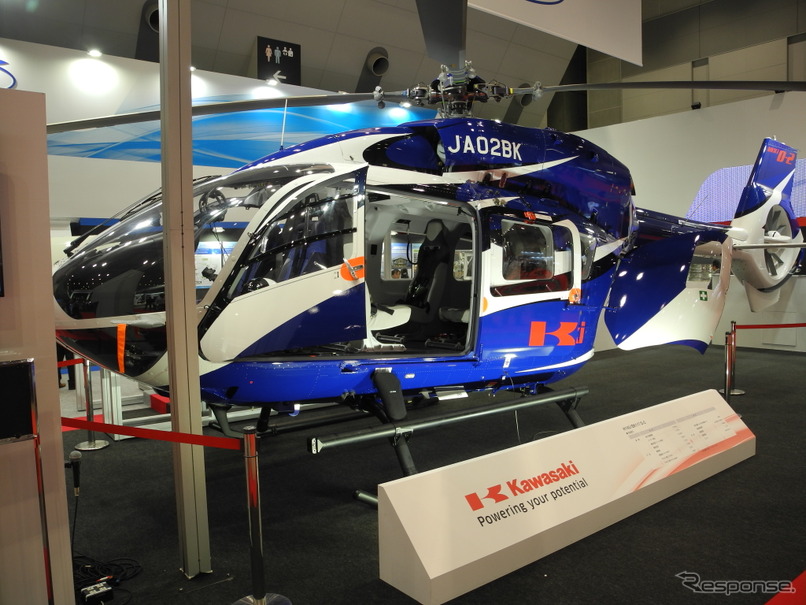 川崎重工業の高性能多用途双発ヘリコプター「BK117　D-2」