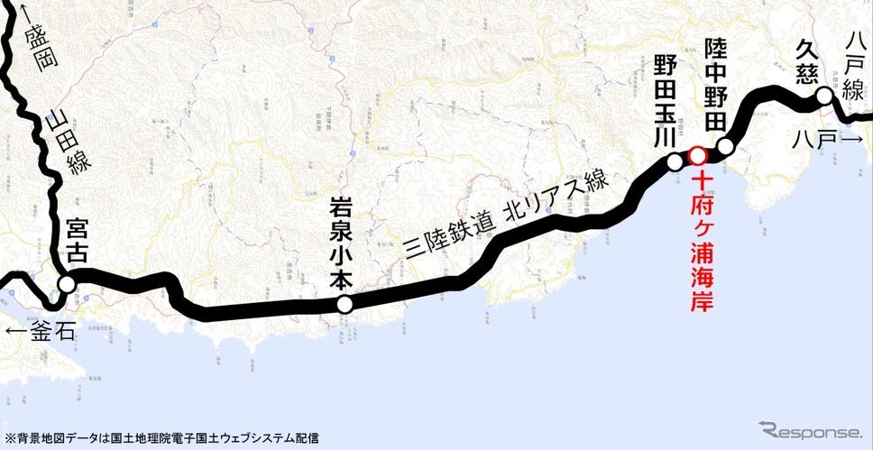 十府ヶ浦海岸駅の位置（赤）。北リアス線の野田玉川～陸中野田間に設けられる。