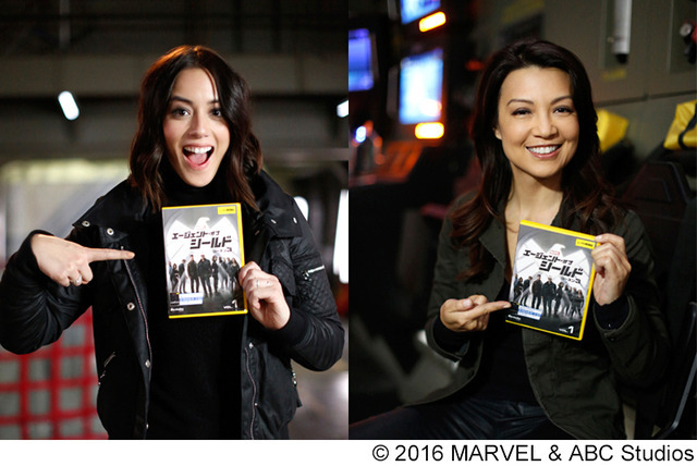 クロエ・ベネット＆ミンナ・ウェン／「エージェント・オブ・シールド シーズン3」(C)2016 MARVEL & ABC Studios