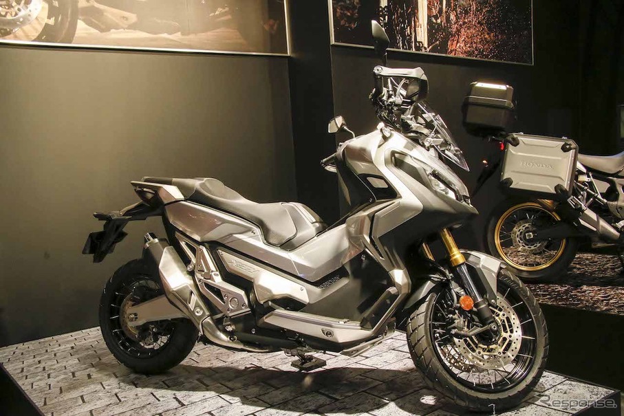 大阪モーターサイクルショーに展示されたHonda X-ADV。