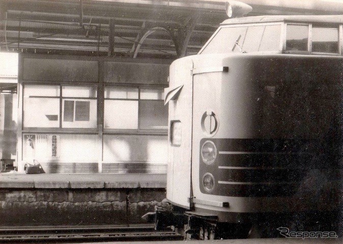 1975年2～3月（山陽新幹線博多開業前）、岡山駅、下り「つばめ」