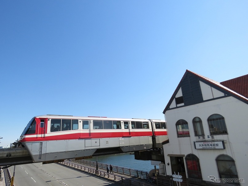 東京モノレールの大井競馬場前駅。6月26日から東京シティ競馬テーマソングを使った発車メロディが流れる。