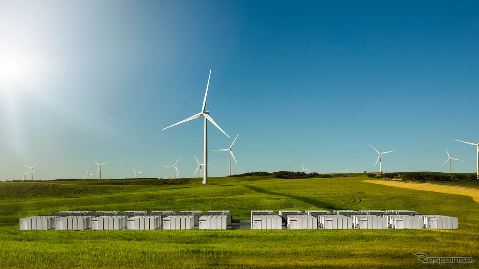 テスラのリチウムイオン蓄電施設