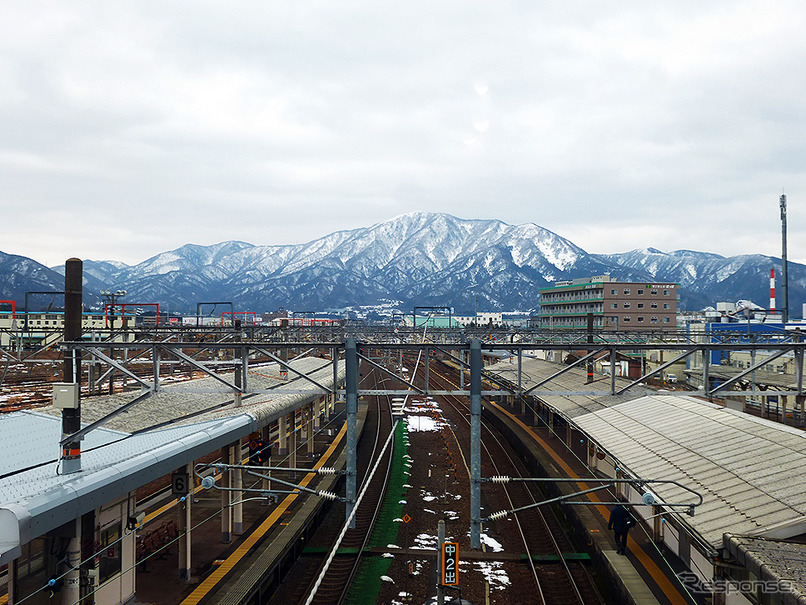 北陸新幹線金沢～敦賀間の工事は2022年度末に完了する予定。2023年春には開業する見込みだ。写真は敦賀駅（在来線）。