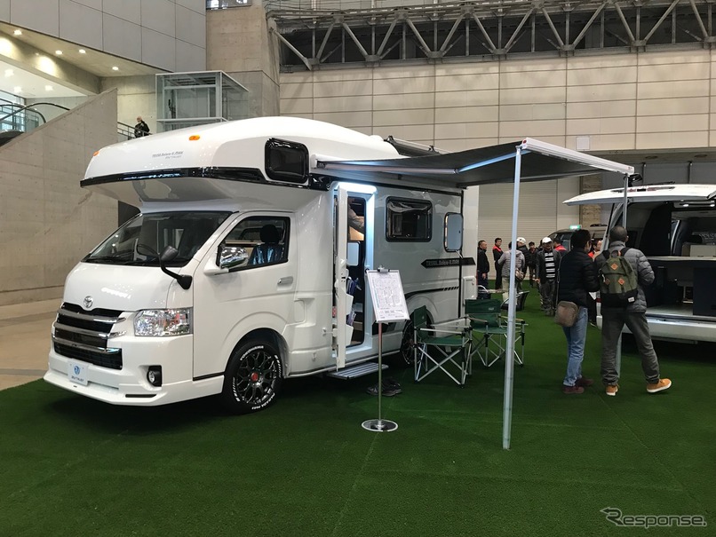 スタイリッシュさも大切!! ハイエースベースのキャブコンバージョンモデル、RVトラストの「BoleroV-max」は福利厚生に導入する企業もあるのだそうだ。