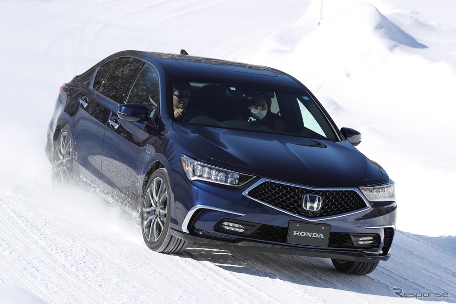 ホンダ レジェンド 新型（マイナーチェンジモデル）で豪雪の鷹栖試験場を走った