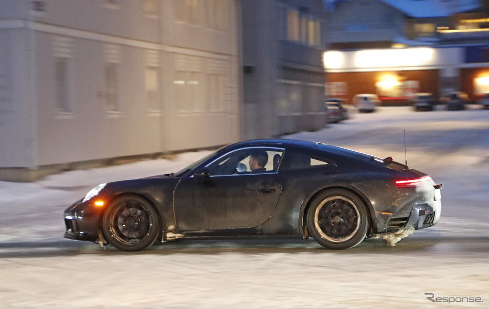 ポルシェ 911 次期型スクープ写真