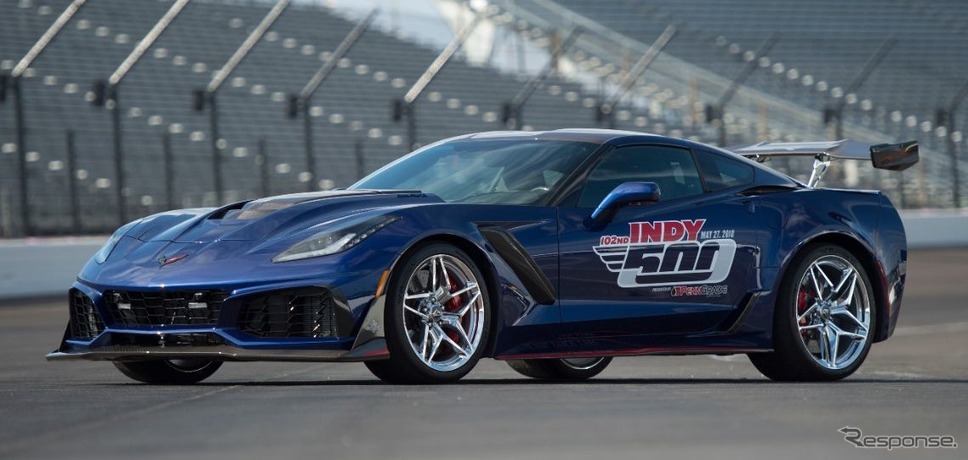 新型シボレー・コルベット ZR1 のインディ500ペースカー