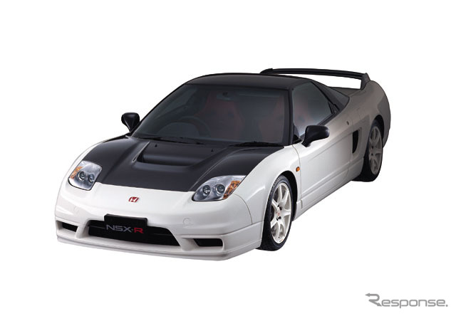 【東京ショー2001出品車】ついに新型!? ホンダ『NSX-R』はカーボンでさらなる軽量化