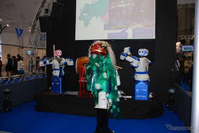 国際ロボット展が開幕、各社自慢のロボットが勢揃い