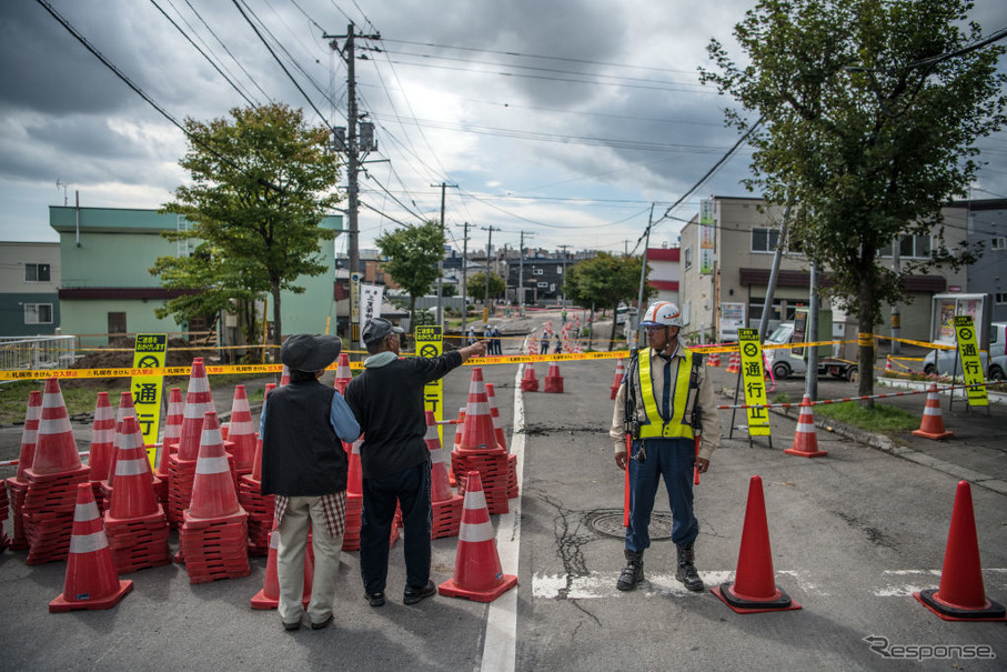 平成30年北海道胆振東部地震（9月8日撮影、札幌市清田区）　(c) Getty Images